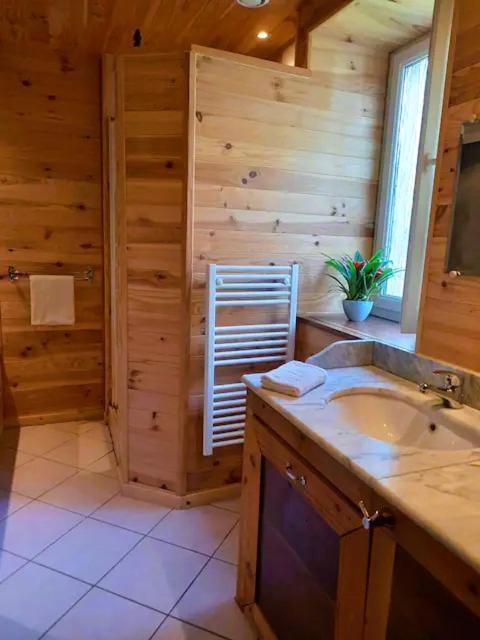 Chambres D'Hotes De Charme Entre Bayeux Et Les Plages Du Debarquement Sommervieu Exterior foto
